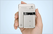 スタイリッシュな縦��コンパクトボディ