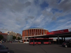 �m��