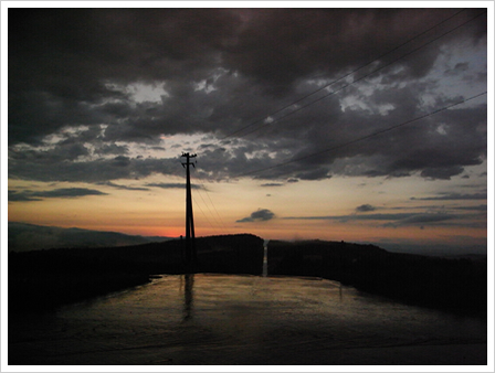 Shot at ISO800, this fading sunset vividly illuminates the entire landscape